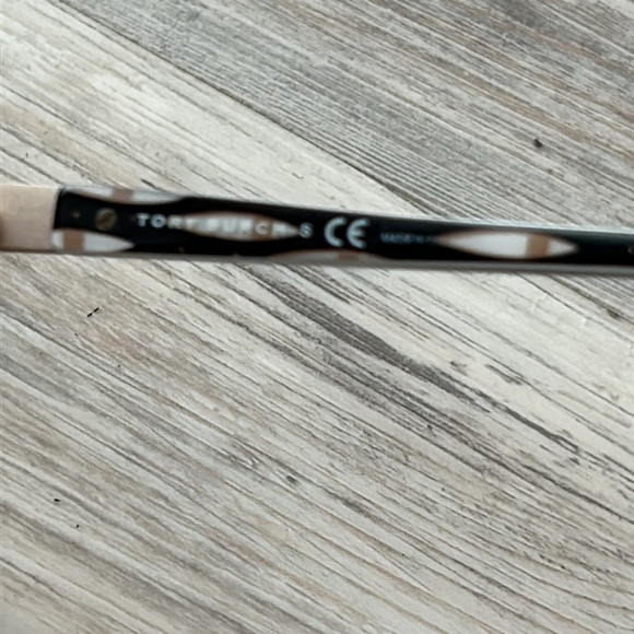 Tory Burch Sunglasses - Picture 5 of 6